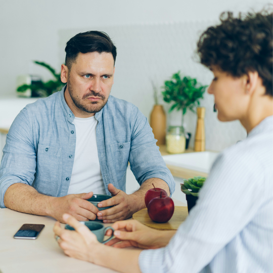 L’ego dans les relations amoureuses : comment se libérer des querelles pour renforcer la connexion